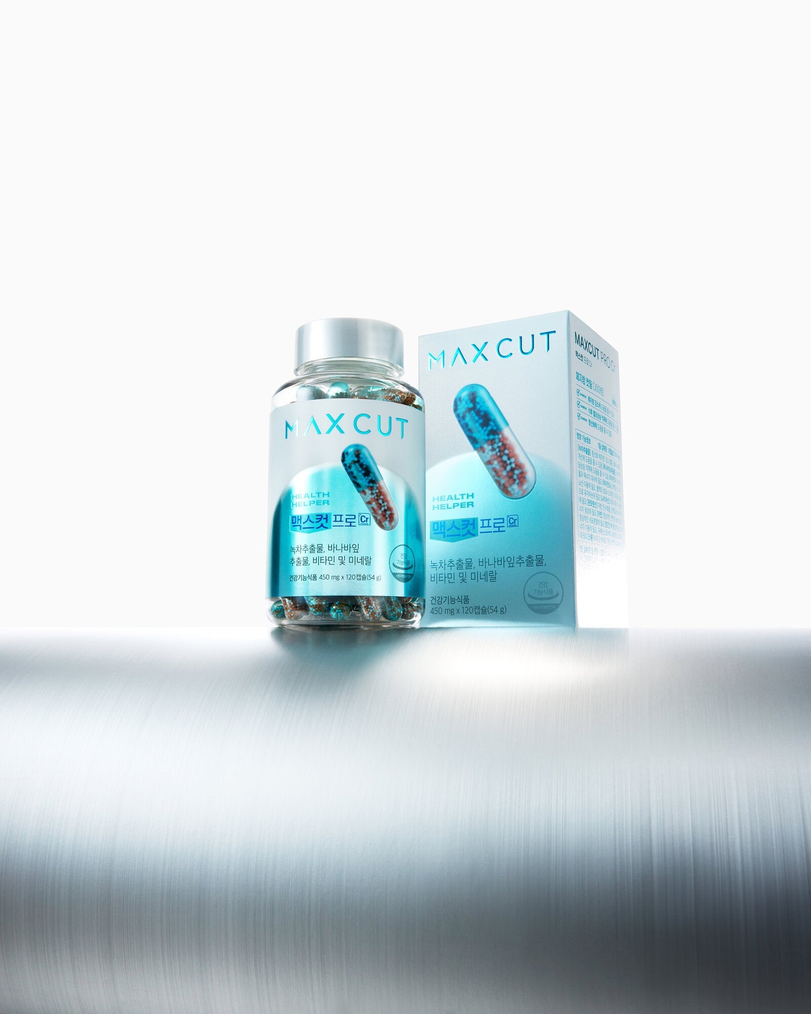 MAXCUT Pro Chrome bottle with outer box